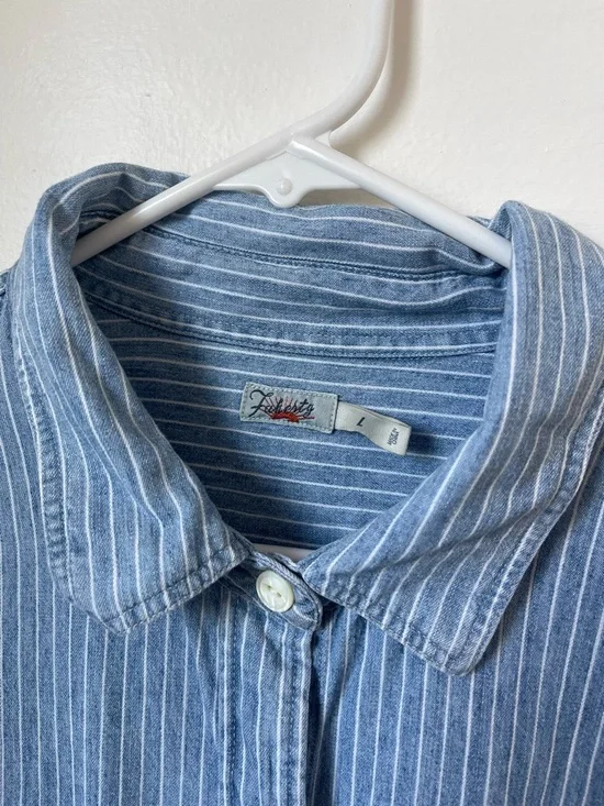 Faherty Chambray button down shirt Blue White stripe large - Picture 3 of 9